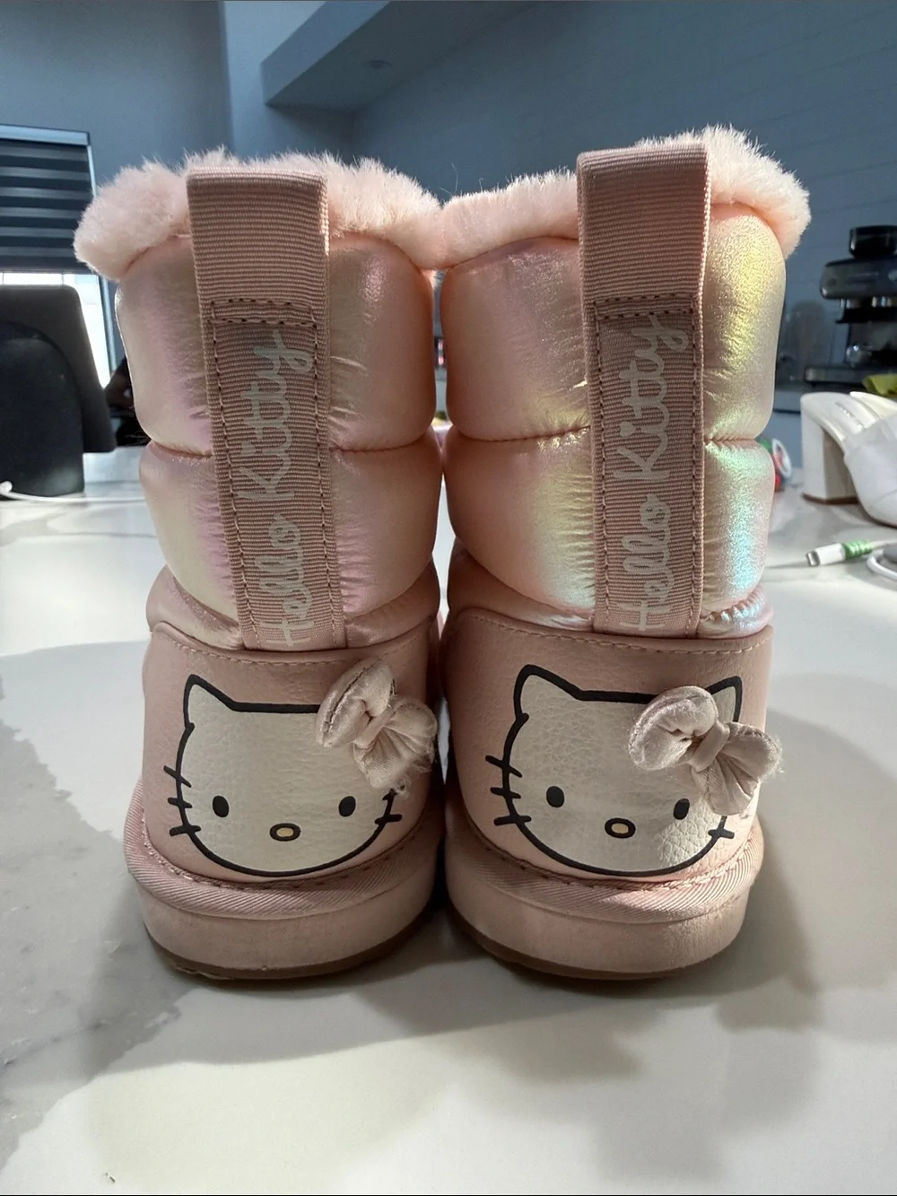 H&M Girls' Iridescent Pink Faux-Fur Lined Snow Boots
